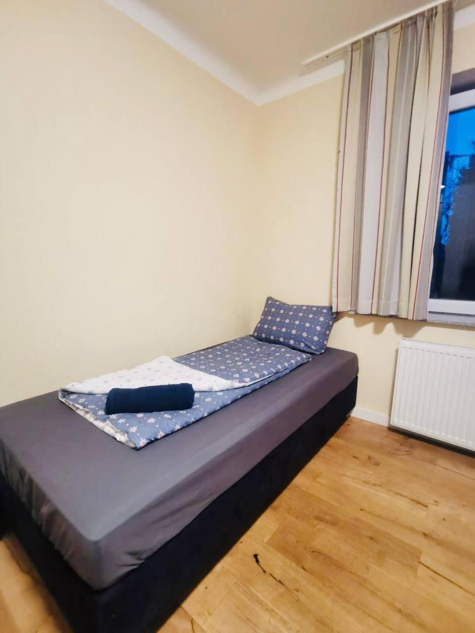 Hospedagem domiciliar Family In Florisdorf Area Bo *
